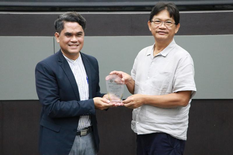 โครงการแลกเปลี่ยนเรียนรู้ประสบการณ์ในการทำงาน และงานเกษียณอายุราชการ ผศ.สมหมาย มาอ่อน อาจารย์ประจำสาขาทัศนศิลป์