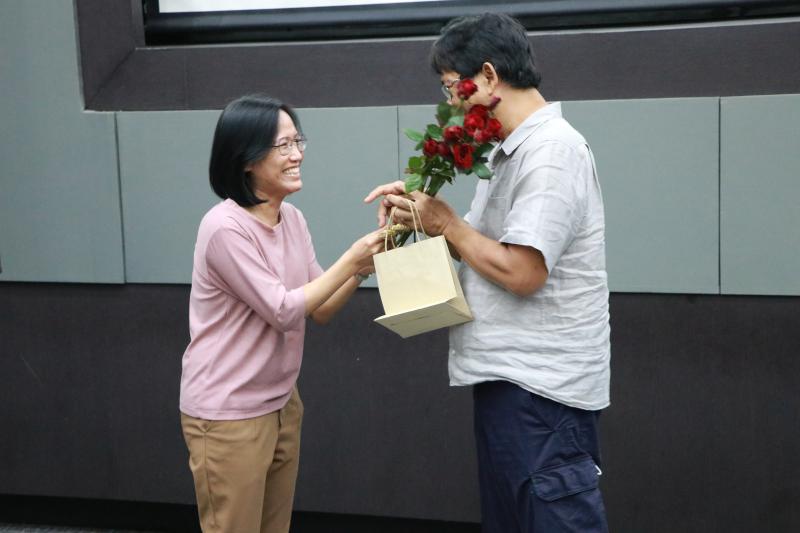 โครงการแลกเปลี่ยนเรียนรู้ประสบการณ์ในการทำงาน และงานเกษียณอายุราชการ ผศ.สมหมาย มาอ่อน อาจารย์ประจำสาขาทัศนศิลป์