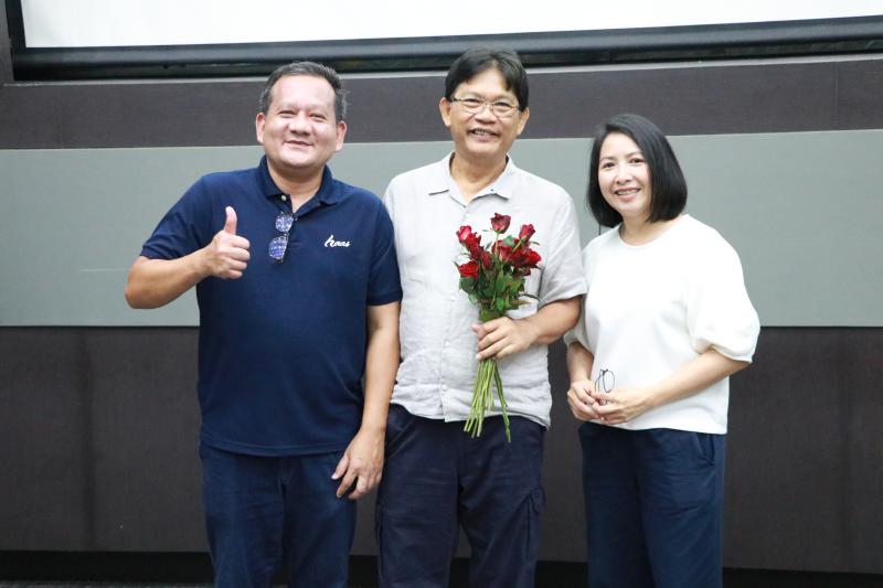 โครงการแลกเปลี่ยนเรียนรู้ประสบการณ์ในการทำงาน และงานเกษียณอายุราชการ ผศ.สมหมาย มาอ่อน อาจารย์ประจำสาขาทัศนศิลป์