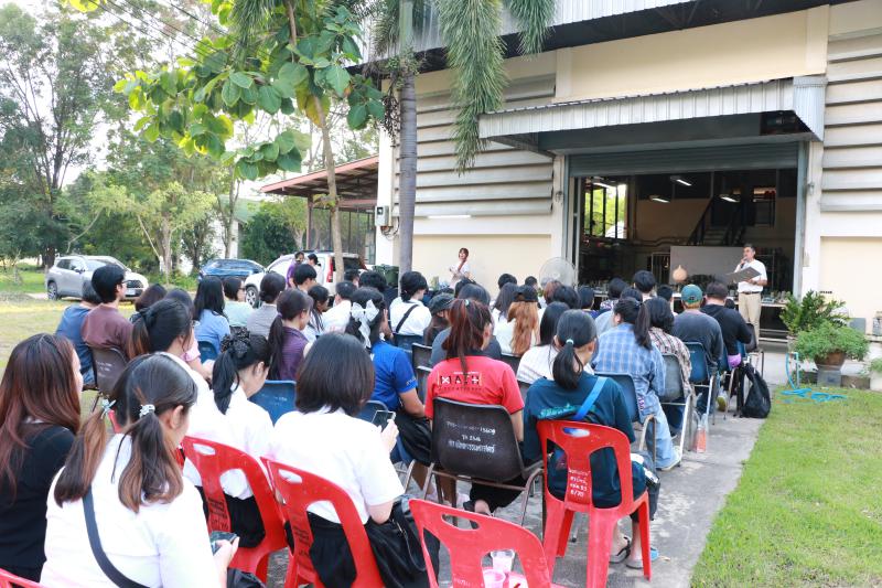  “ปั้น ดิน อวด ดี” ครั้งที่ 3.1  นิทรรศการแสดงผลงานเครื่องเคลือบดินเผา