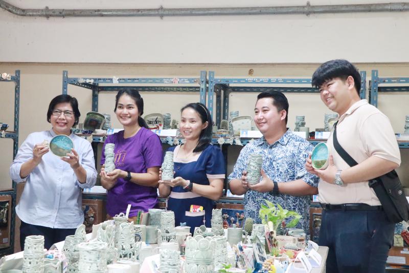  “ปั้น ดิน อวด ดี” ครั้งที่ 3.1  นิทรรศการแสดงผลงานเครื่องเคลือบดินเผา