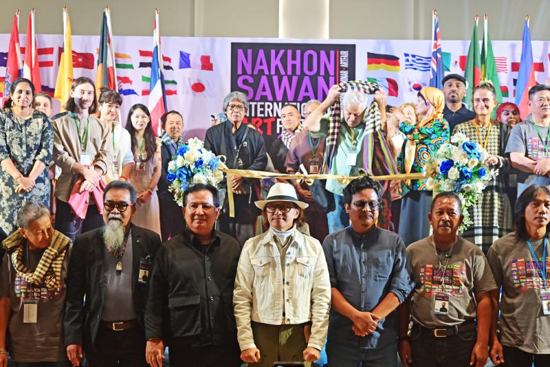 ศาสตราจารย์ ดร.จิรวัฒน์ พิระสันต์ เข้าร่วมสร้างสรรค์ผลงานในกิจกรรม Internation Art Workshop และแสดงผลงานในนิทรรศการแสดงผลงานศิลปกรรมของศิลปินนานาชาติ ศิลปินแห่งชาติ