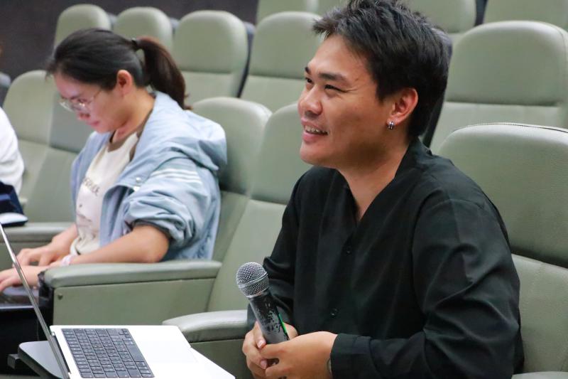 " Academy Writing and How to publish design work. " 
