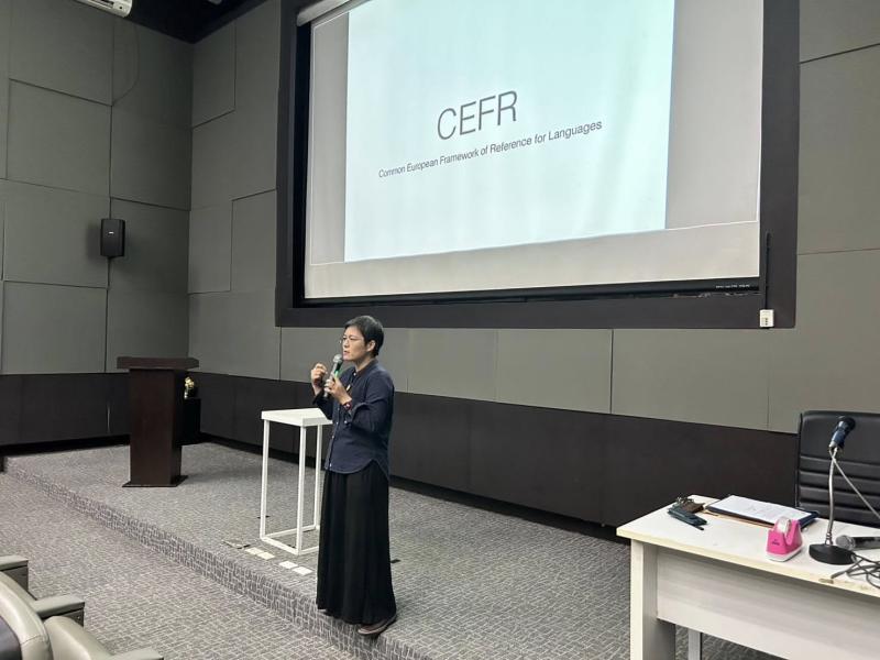 โครงการอบรมให้ความรู้เกี่ยวกับการเข้าตรวจสอบภาษาอังกฤษสำหรับนิสิตชั้นปีที่ 1และ2