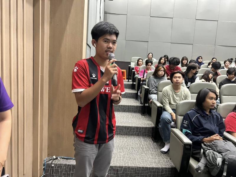 โครงการอบรมให้ความรู้เกี่ยวกับการเข้าตรวจสอบภาษาอังกฤษสำหรับนิสิตชั้นปีที่ 1และ2