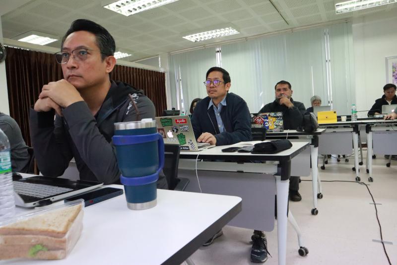 โครงการอบรม และ Workshop หลักสูตร “ทักษะ AI เพื่อช่วยพัฒนางานวิชาการและวิจัย” : AI for Academic and Research" 