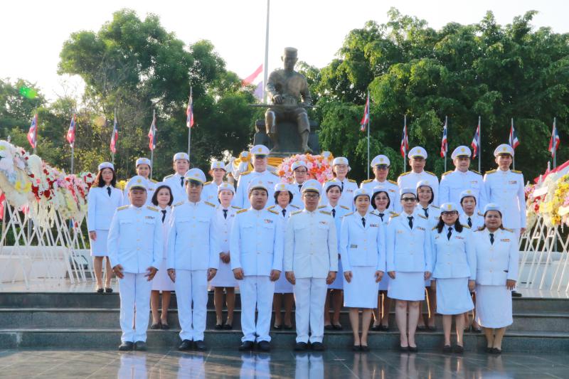 พิธีวางพวงมาลาถวายราชสักการะ วันคล้ายวันสวรรคตสมเด็จพระนเรศวรมหาราช 