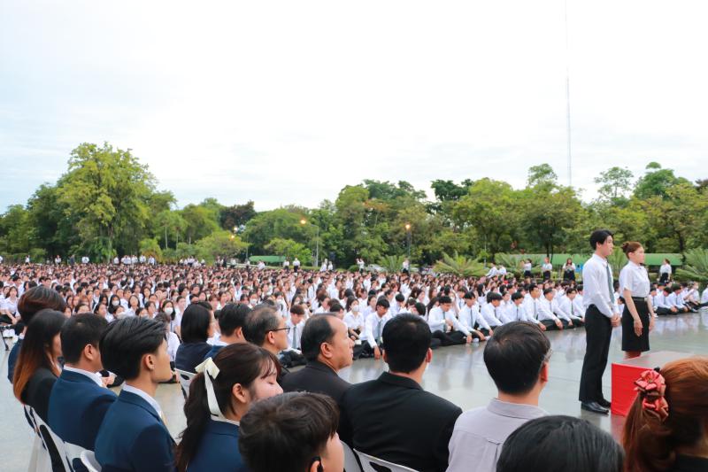 พิธีบวงสรวงดวงพระวิญญาณสมเด็จพระนเรศวรมหาราช ในโครงการ ปฐมนิเทศนิสิตใหม่ Beginning Camp ครั้งที่ 24