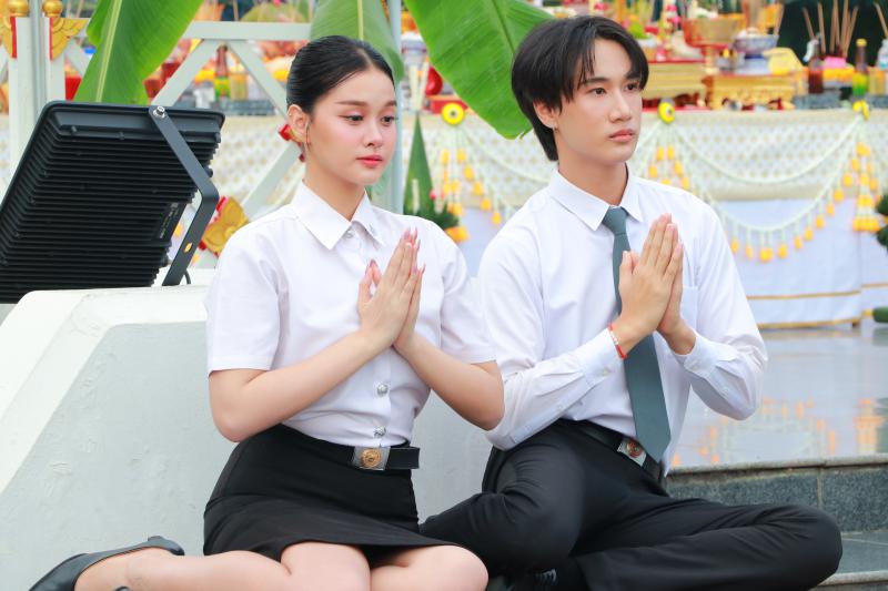 พิธีบวงสรวงดวงพระวิญญาณสมเด็จพระนเรศวรมหาราช ในโครงการ ปฐมนิเทศนิสิตใหม่ Beginning Camp ครั้งที่ 24