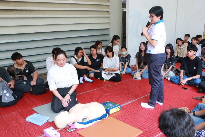 โครงการอบรมเชิงปฏิบัติการเรื่องการปฐมพยาบาลเบื้องต้นและการช่วยชีวิตขั้นพื้นฐาน (CPR)