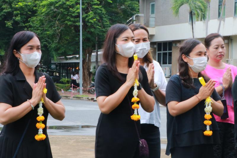 พิธีไหว้ครูและครอบครูประจําปีการศึกษา 2568