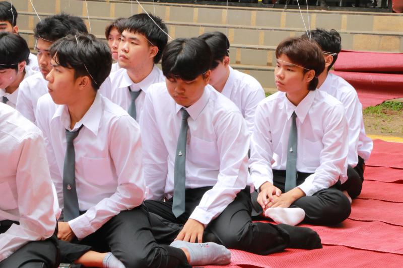 พิธีไหว้ครูและครอบครูประจําปีการศึกษา 2568