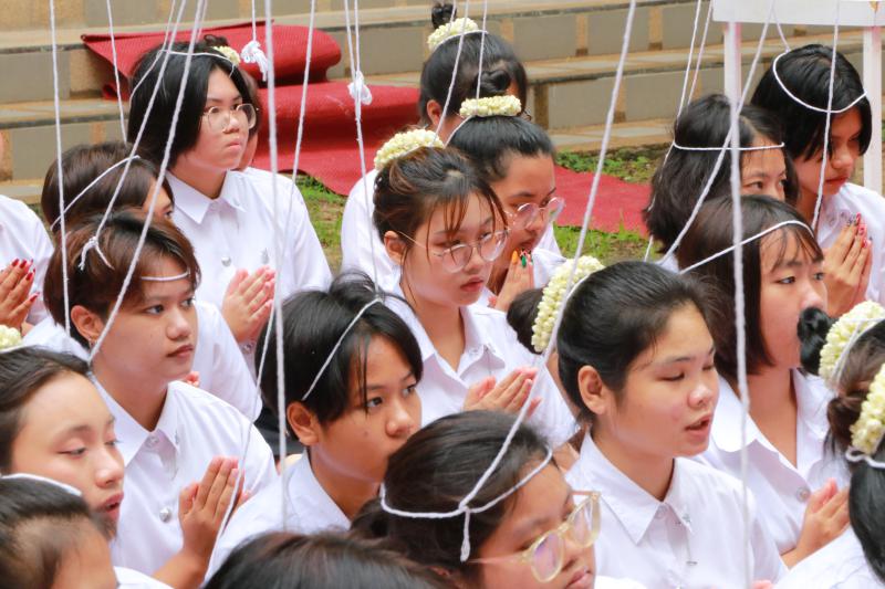พิธีไหว้ครูและครอบครูประจําปีการศึกษา 2568