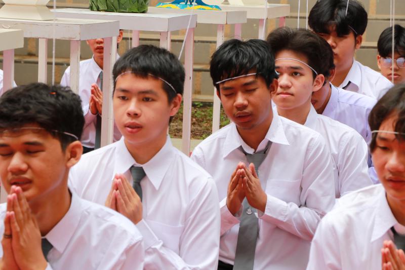 พิธีไหว้ครูและครอบครูประจําปีการศึกษา 2568