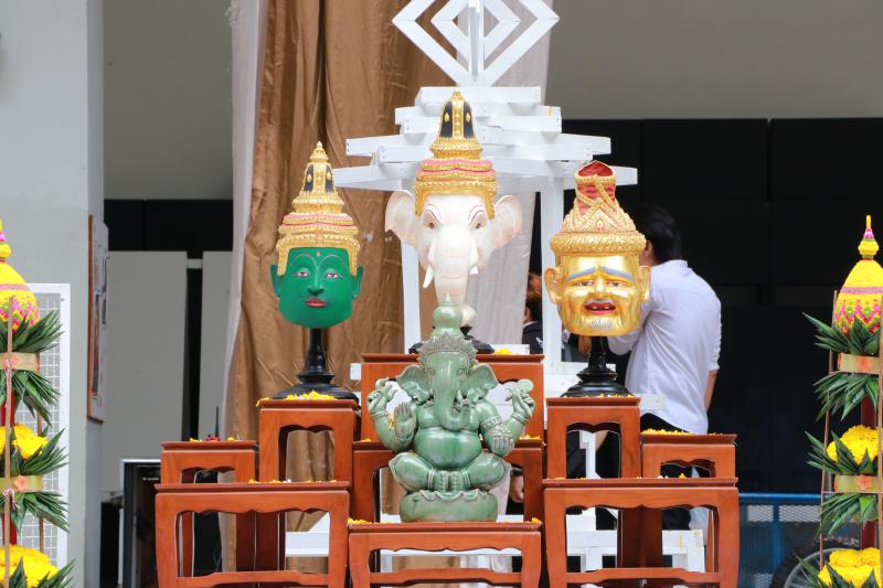 พิธีไหว้ครูและครอบครูประจําปีการศึกษา 2568