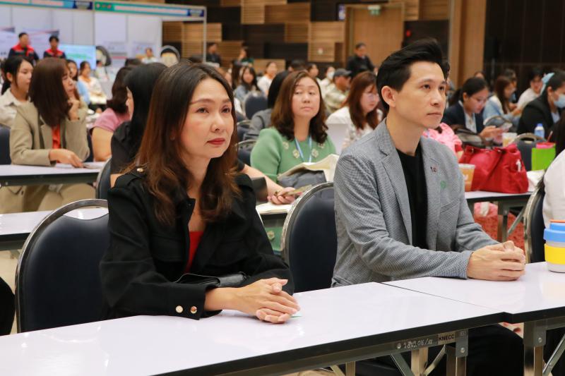 พิธีเปิดและนำเสนอผลงานวิจัย ในงาน การประชุมวิชาการระดับชาติ นเรศวรวิจัยและนวัตกรรม ครั้งที่ 21 “Research &amp; Innovation Synergy: Collaborating for a Sustainable Future”