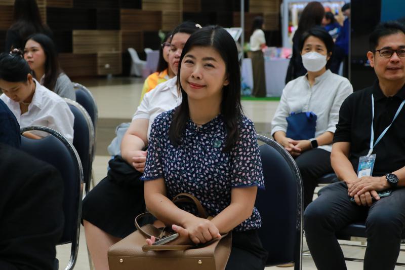 พิธีเปิดและนำเสนอผลงานวิจัย ในงาน การประชุมวิชาการระดับชาติ นเรศวรวิจัยและนวัตกรรม ครั้งที่ 21 “Research &amp; Innovation Synergy: Collaborating for a Sustainable Future”