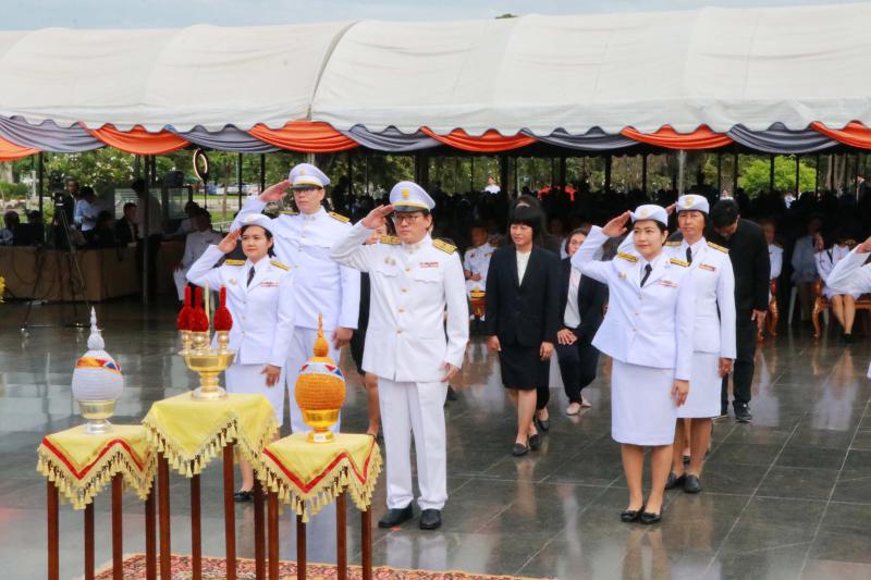 พิธีวางพานพุ่มถวายราชสักการะองค์สมเด็จพระนเรศวรมหาราช เนื่องในวันคล้ายวันสถาปนามหาวิทยาลัยนเรศวร ครบรอบ ๓๕ ปี