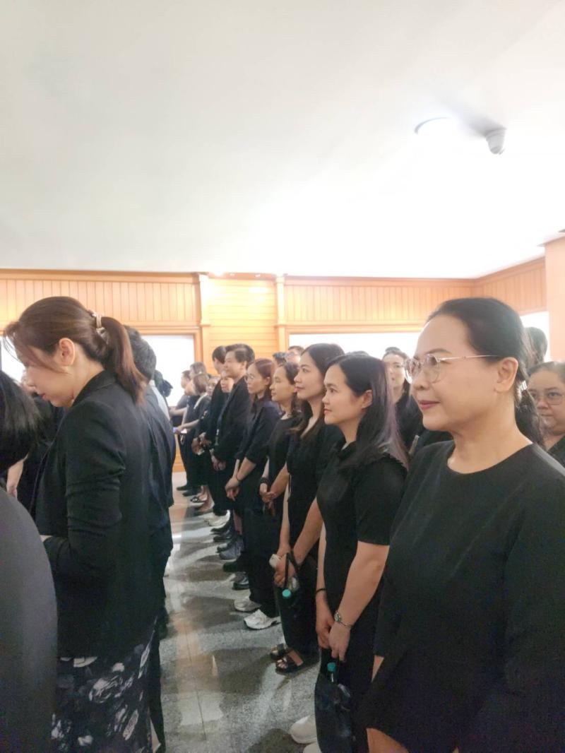 เข้าร่วมพิธีถวายความอาลัยและน้อมรำลึกในพระมหากรุณาธิคุณ แด่ สมเด็จพระนางเจ้าสิริกิติ์ พระบรมราชินีนาถ พระบรมราชชนนีพันปีหลวง