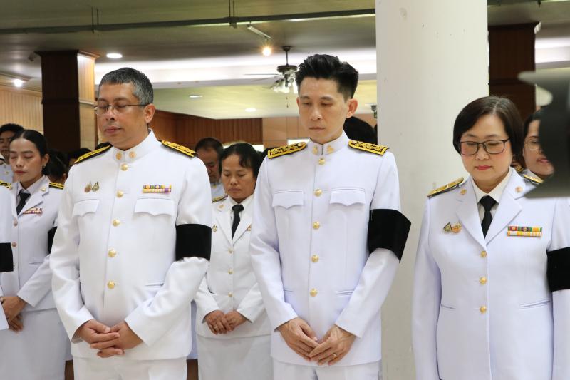 เข้าร่วมพิธีถวายความอาลัยและน้อมรำลึกในพระมหากรุณาธิคุณ แด่ สมเด็จพระนางเจ้าสิริกิติ์ พระบรมราชินีนาถ พระบรมราชชนนีพันปีหลวง