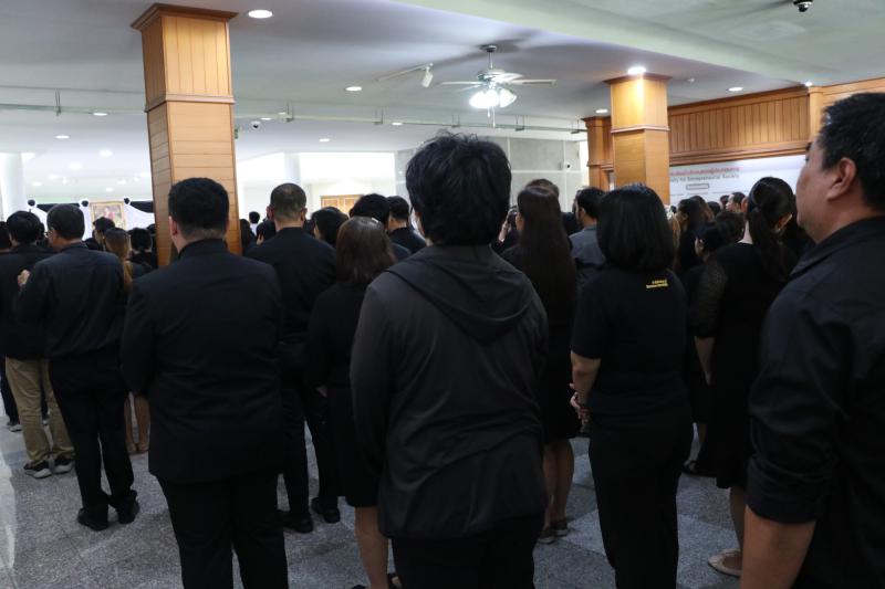 เข้าร่วมพิธีถวายความอาลัยและน้อมรำลึกในพระมหากรุณาธิคุณ แด่ สมเด็จพระนางเจ้าสิริกิติ์ พระบรมราชินีนาถ พระบรมราชชนนีพันปีหลวง