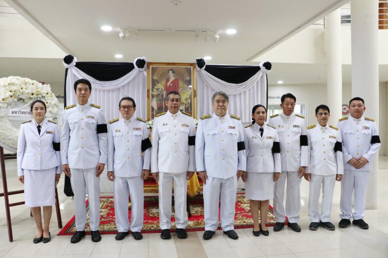 เข้าร่วมพิธีถวายความอาลัยและน้อมรำลึกในพระมหากรุณาธิคุณ แด่ สมเด็จพระนางเจ้าสิริกิติ์ พระบรมราชินีนาถ พระบรมราชชนนีพันปีหลวง