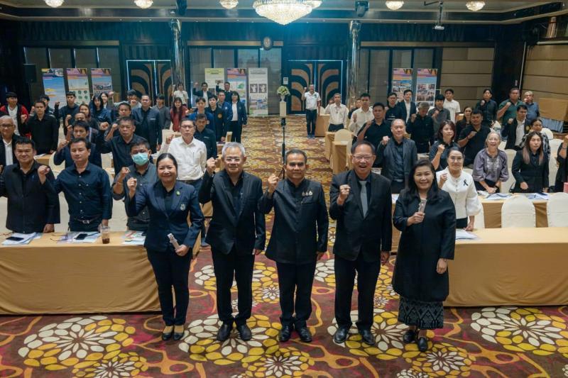 รศ.ดร.วิติยา ปิดตังนาโพธิ์ วิทยากร บรรยายในหัวข้อ " วิถีแนวทางธรรมชาติกับการรับมือวิกฤตการเปลี่ยนแปลงสภาพภูมิอากาศ