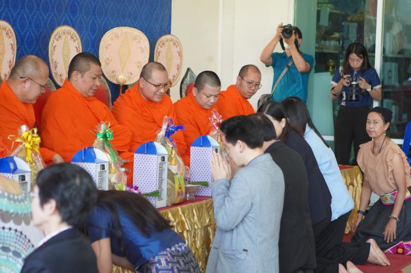  ดร.เสกสรรค์ ญาณปัญญานนท์ ร่วมพิธีทำบุญเนื่องในโอกาสวันสถาปนา คณะสังคมศาสตร์ 