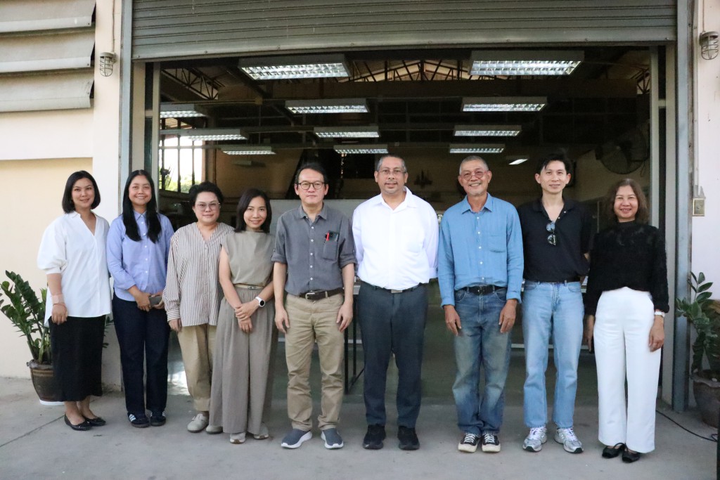 Students Showcase "Puan Din Aot Dee" Exhibition 4.2: Ceramic Art Exhibition