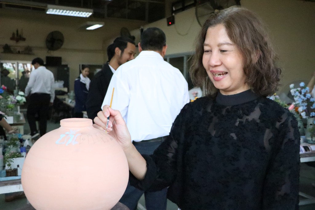 Students Showcase "Puan Din Aot Dee" Exhibition 4.2: Ceramic Art Exhibition