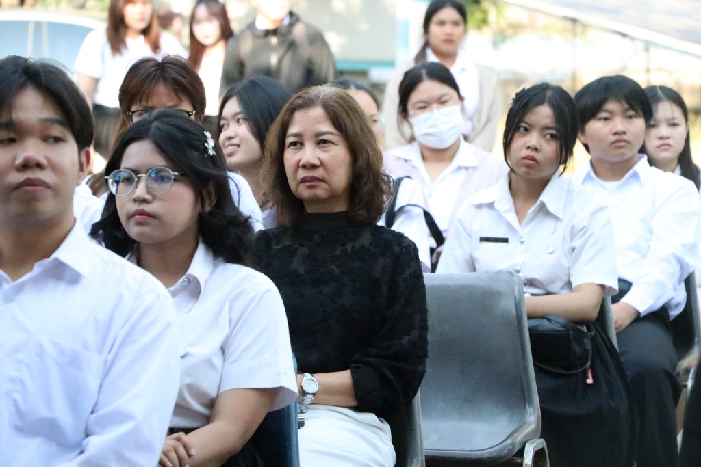 Students Showcase "Puan Din Aot Dee" Exhibition 4.2: Ceramic Art Exhibition