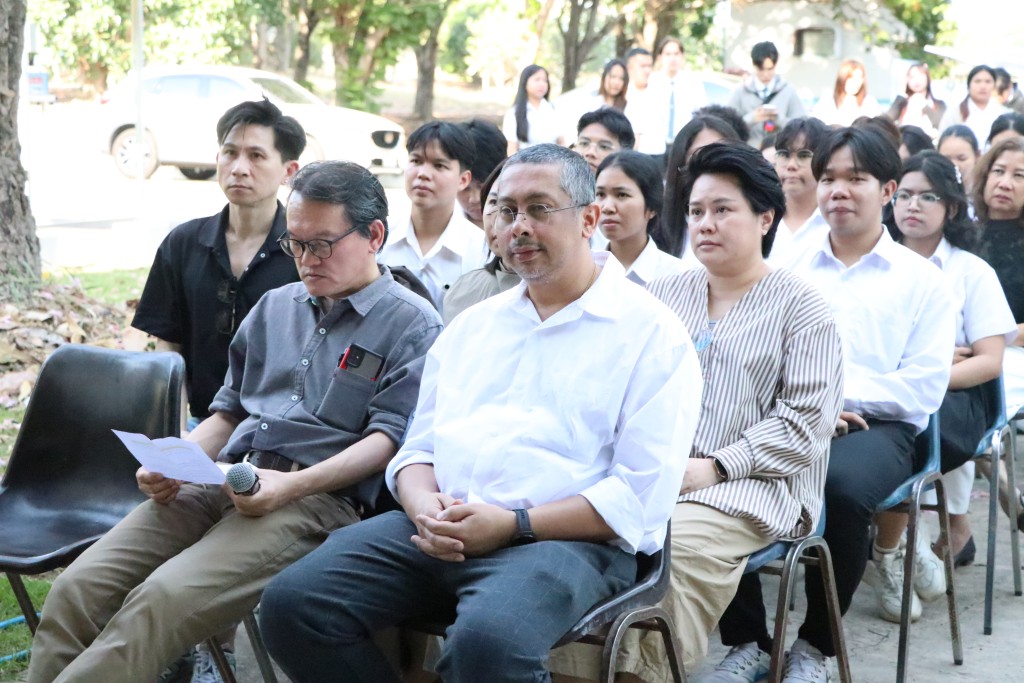 Students Showcase "Puan Din Aot Dee" Exhibition 4.2: Ceramic Art Exhibition