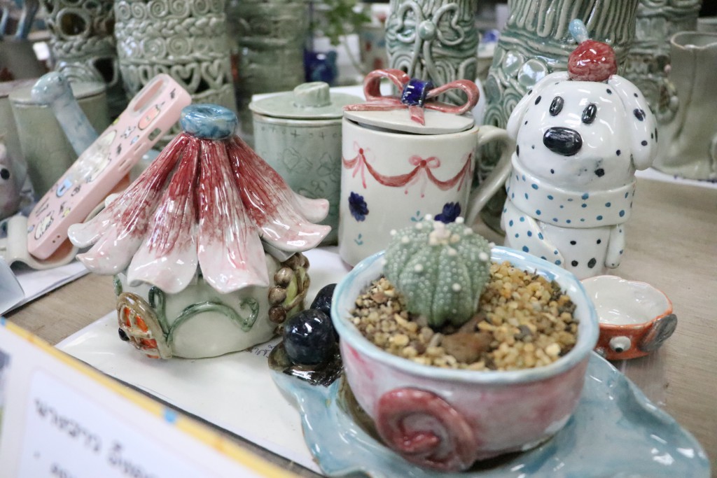 Students Showcase "Puan Din Aot Dee" Exhibition 4.2: Ceramic Art Exhibition