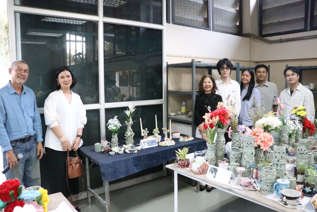 Students Showcase "Puan Din Aot Dee" Exhibition 4.2: Ceramic Art Exhibition