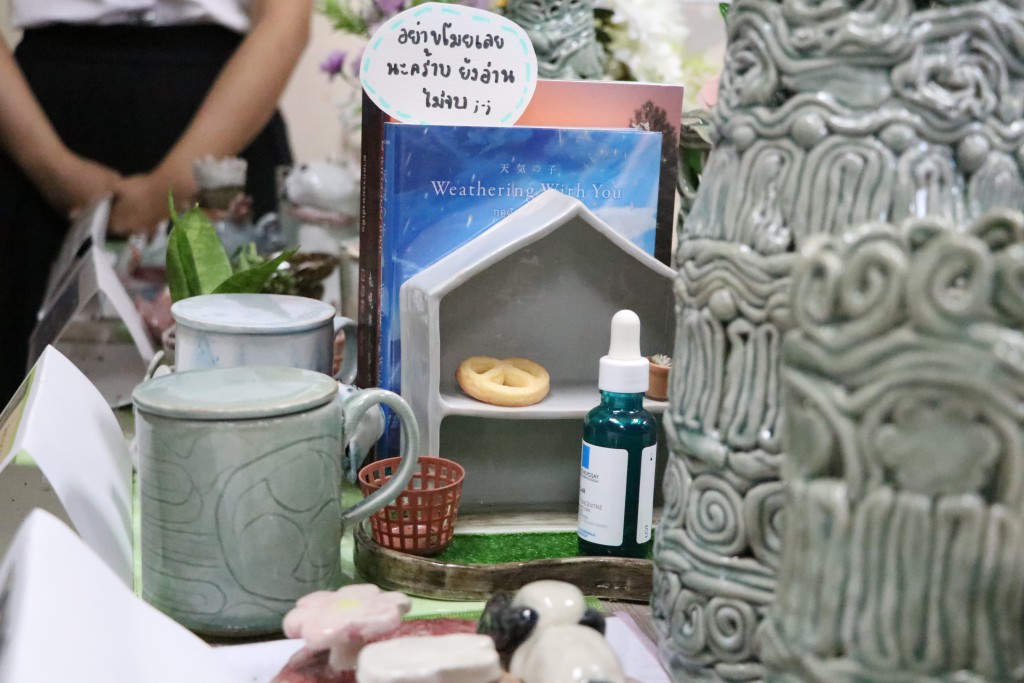 Students Showcase "Puan Din Aot Dee" Exhibition 4.2: Ceramic Art Exhibition