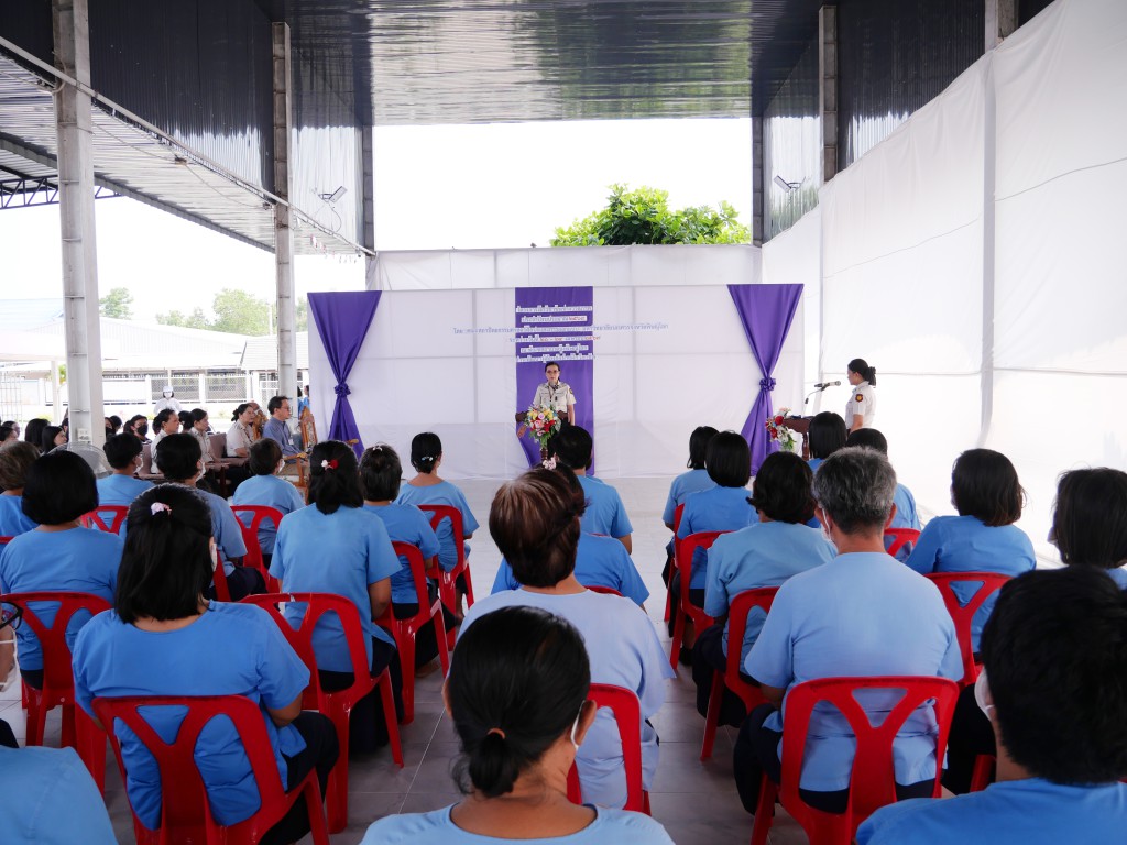 Naresuan University Faculty, Alumni, and Students Serve as Vocational Training Lecturers for Painters at Phitsanulok Women's Correctional Institution
