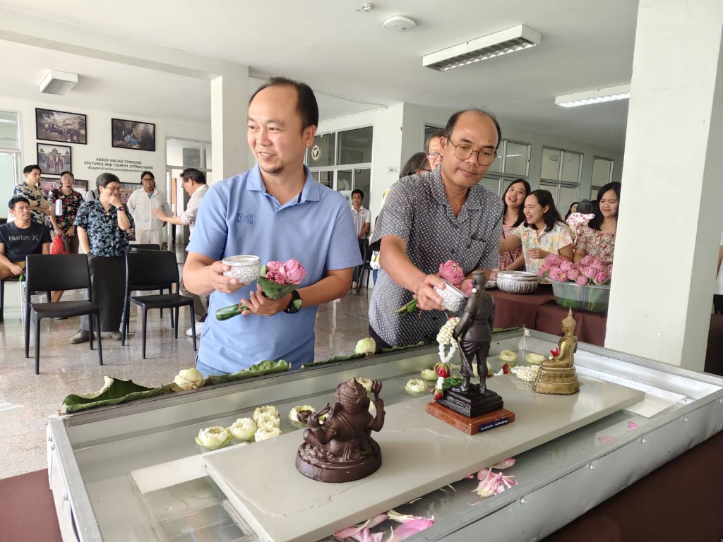 Songkran Festival to Preserve Thai Culture: Architecture Monor 2026