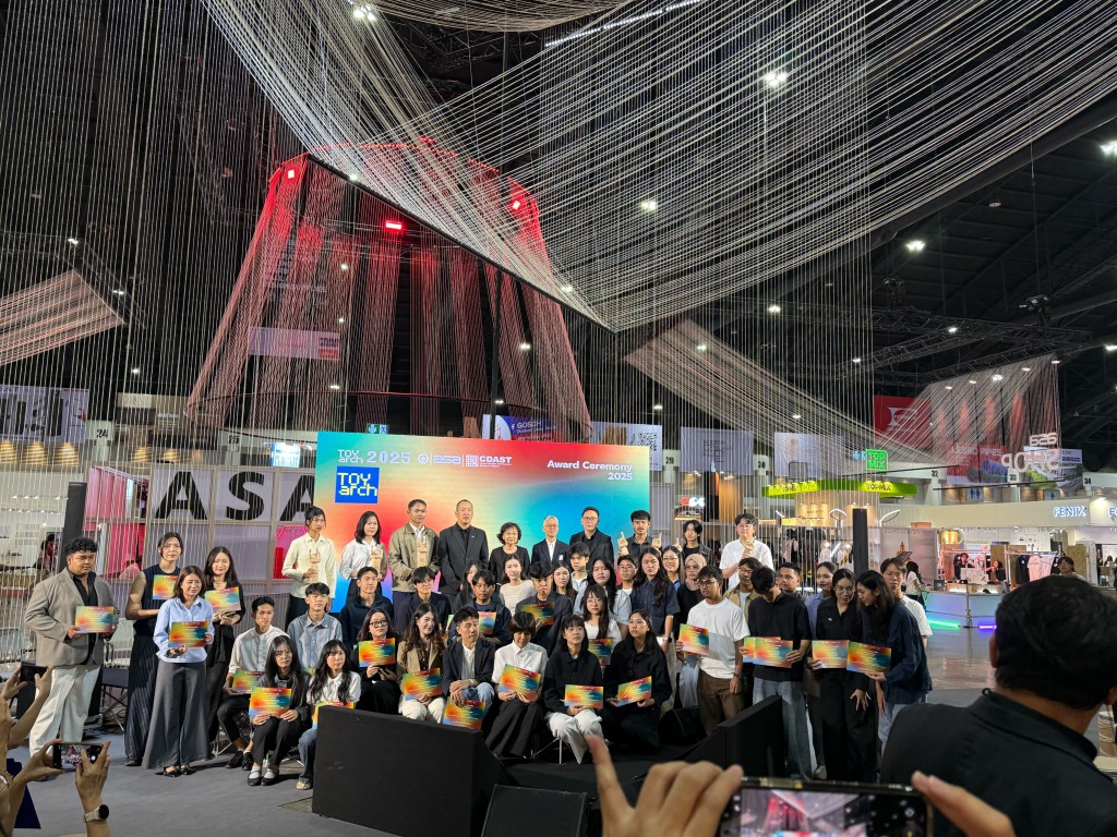 นางสาวชิดชนก พัดดำ ศิษย์เก่าสาขาสถาปัตยกรรม คว้ารางวัลชมเชย (ภาคเหนือ) การประกวด Toy Arch Thailand 2025