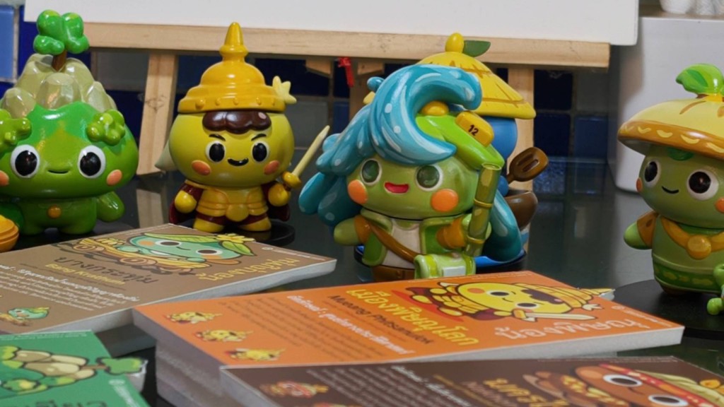ผศ.ดร.ชวลิต ดวงอุทา สร้างสรรค์ผลงาน Art Toy “9 คาแรกเตอร์พิษณุโลก” ถ่ายทอดอัตลักษณ์ท้องถิ่น หวังต่อยอดท่องเที่ยวสร้างสรรค์