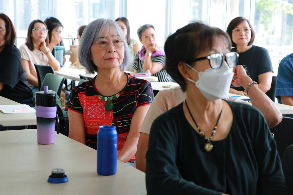 คณะสถาปัตย์ฯ ม.นเรศวร จัดอบรมเชิงปฏิบัติการ “Crafting Perfection : พัฒนามิติความงามและรายละเอียดในงานพิมพ์ด้วยแสง
