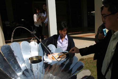 นิสิตคณะสถาปัตยกรรมศาสตร์ ส่งผลงานเข้าประกวดโครงการนิทรรศการผลงานนิสิต ที่จัดโดยสถาบันบริหารการวิจัยและพัฒนา (IRDA)