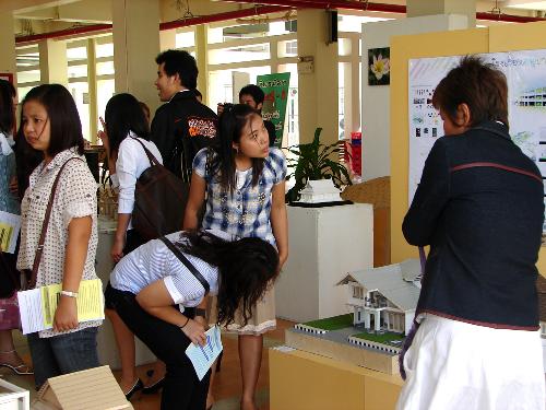 นิทรรศการ Open House