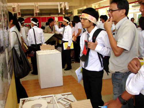 นิทรรศการ Open House