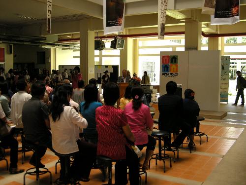 นิทรรศการ Open House