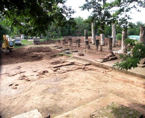ทัศนศึกษาวัดและโบราณสถาน