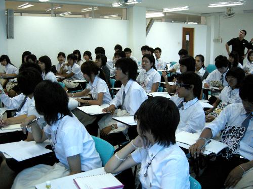 ไม้เทียมกับงานสถาปัตยกรรม