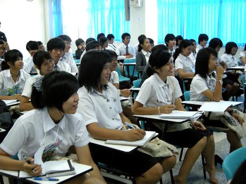 ไม้เทียมกับงานสถาปัตยกรรม