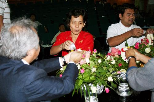 พิธีรดน้ำดำหัวเนื่องในวันสงกรานต์ 2551