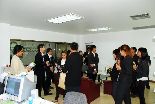 สถาบันเทคโนโลยีพระจอมเกล้าเจ้าคุณทหารลาดกระบัง ศึกษาดูงาน