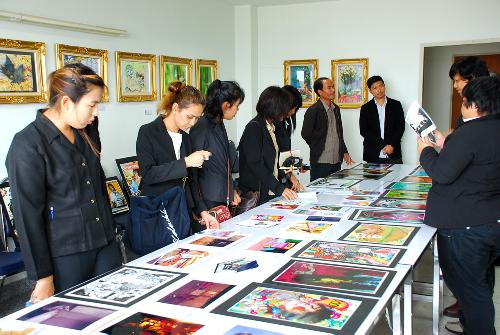 สถาบันเทคโนโลยีพระจอมเกล้าเจ้าคุณทหารลาดกระบัง ศึกษาดูงาน
